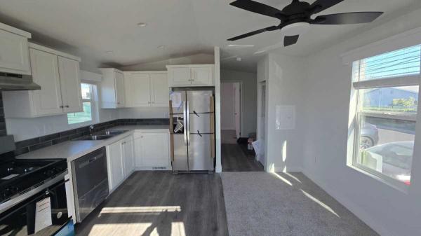 Photo 1 of 2 of home located at 17024 S Western Ave Spc 52 Gardena, CA 90247