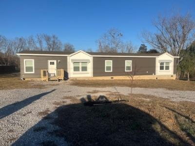 Mobile Home at 651 Bybee Loop Rd Waco, KY 40385