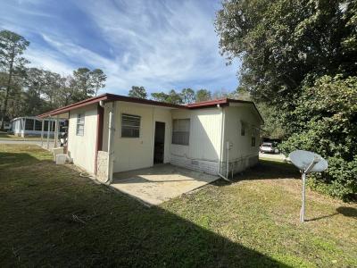 Photo 4 of 20 of home located at 3016 Fleet St. Brooksville, FL 34601