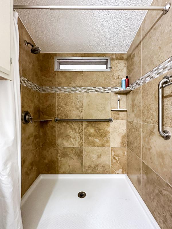 1987 Cavco Manufactured Home