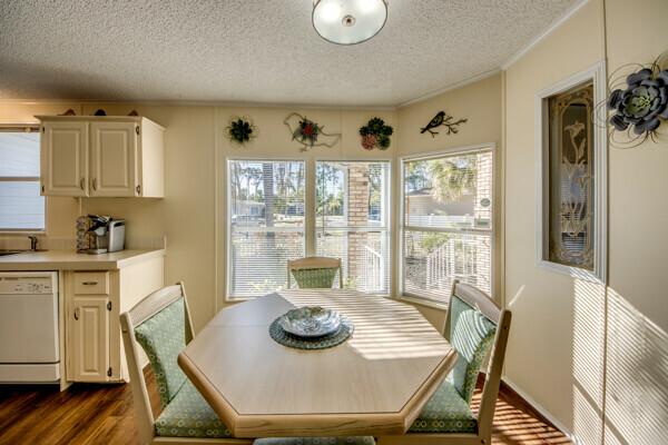 1995 Meri Manufactured Home