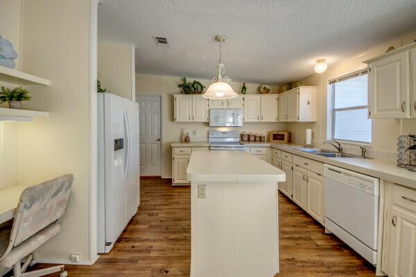 1995 Meri Manufactured Home