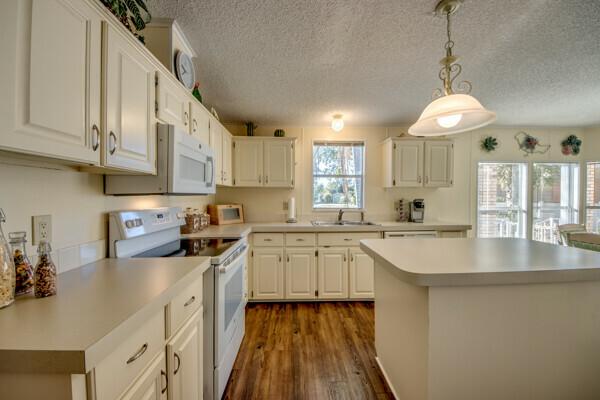 1995 Meri Manufactured Home