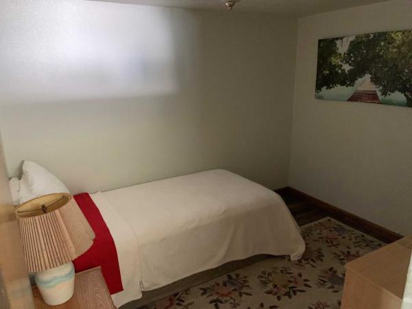 1970 CLAI  Home