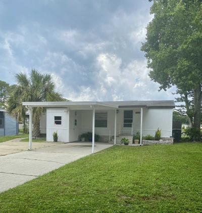 Mobile Home at 8725 Waterway Drive Tampa, FL 33635