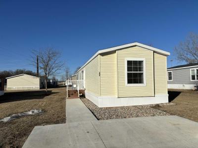 Mobile Home at 196 Kingsway Dr North Mankato, MN 56003