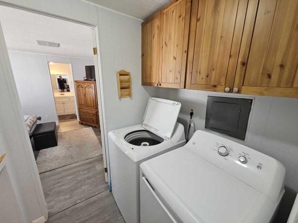 1982 Carefree Manufactured Home