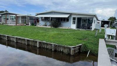 Mobile Home at 2505 East Bay Dr, Lot 54 Largo, FL 33771