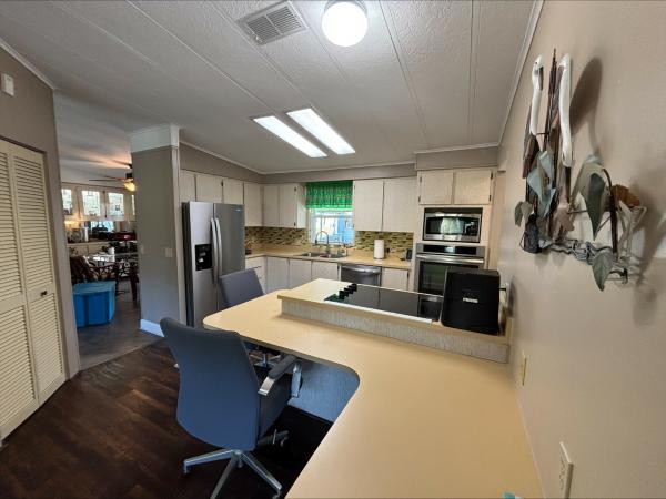 1985 CORO ab Mobile Home