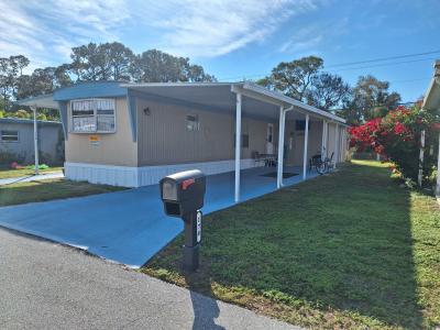 Photo 2 of 9 of home located at 178 Suncrest Ln. North Fort Myers, FL 33903