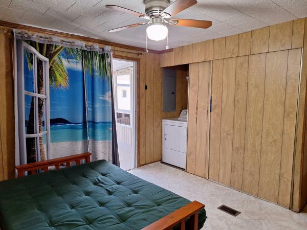 1975 Mobile Home