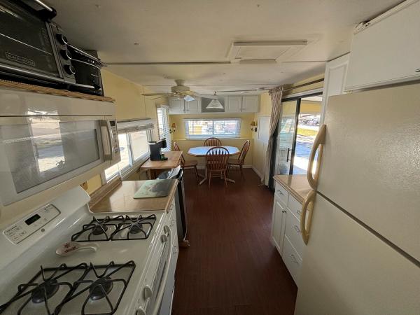 1987 Mobile Home