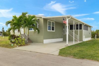 Photo 2 of 24 of home located at 61 Kiowa Drive Fort Myers Beach, FL 33931