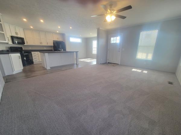 2025 Champion RAPB2860H32168 Mobile Home