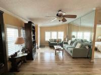 1990 PALM Manufactured Home