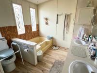 1990 PALM Manufactured Home