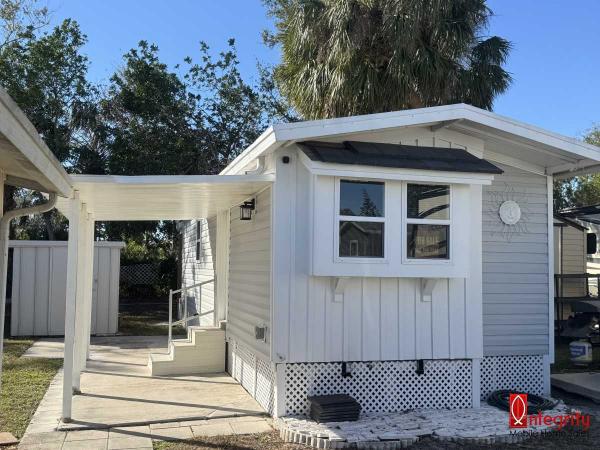 Photo 1 of 2 of home located at 7310 Us 301, Lot 62 Ellenton, FL 34222