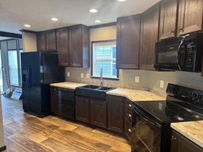 Photo 2 of 14 of home located at 31888 Hwy 75 Oneonta, AL 35121