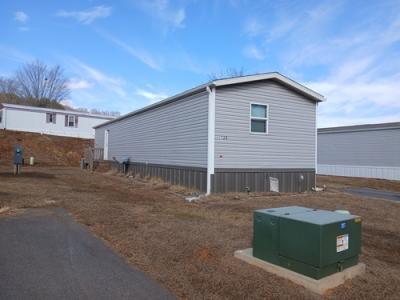 Photo 3 of 17 of home located at 128 Crimson Rose Way Arden, NC 28704