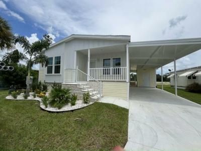 Mobile Home at 561 Plaza Del Sol North Fort Myers, FL 33917