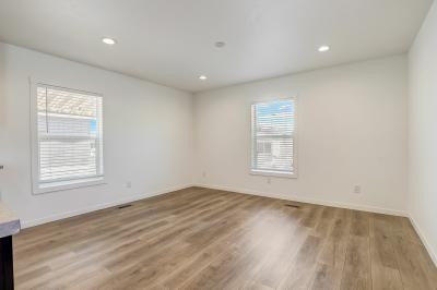 Photo 5 of 27 of home located at 2627 S Lamb Blvd #225 #225 Las Vegas, NV 89121