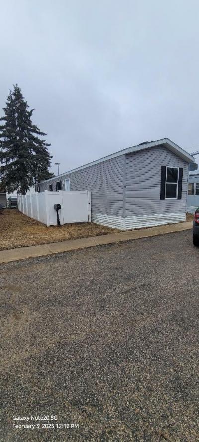 Mobile Home at 418 S Main St Stewartville, MN 55976