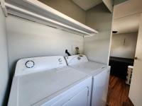 1974 Hillcrest Mobile Home