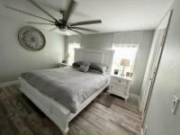 1985 Barrington Manufactured Home