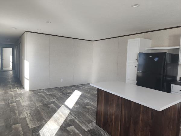 2025 Champion Home Builders, Inc. mobile Home