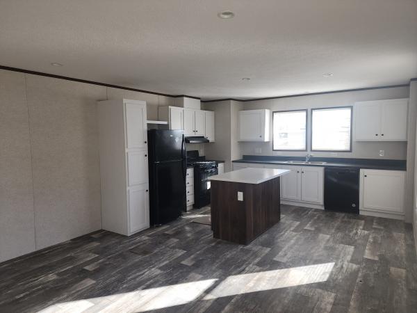 2025 Champion Home Builders, Inc. mobile Home