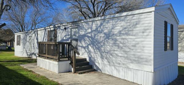 2005 Fleetwood Mobile Home For Sale