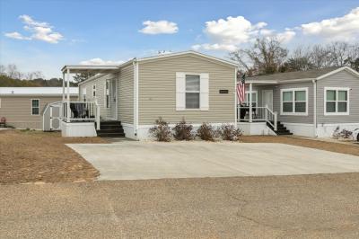 Mobile Home at 121 Nature Walk Cove Dothan, AL 36303