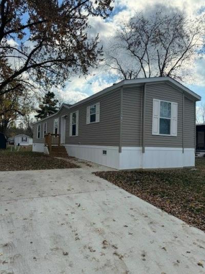 Mobile Home at 6619 Goldenbell Lot 211 Indianapolis, IN 46203