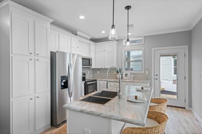 Photo 4 of 15 of home located at 26 Tangerine Road Palmetto, FL 34221