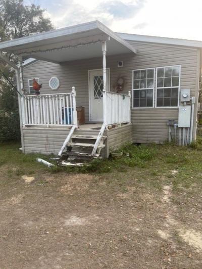 Mobile Home at 19035 West 7th Street Umatilla, FL 32784