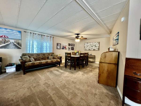 1978 CELT CC FLMHS STRATFORD Manufactured Home