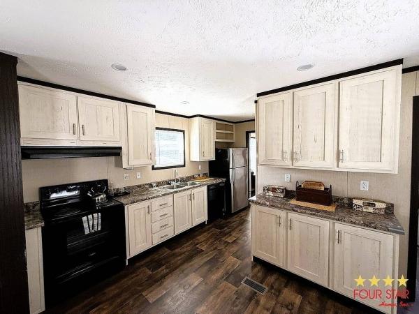 2022 HAMILTON  Home