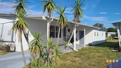 Photo 2 of 25 of home located at 1335 Fleming Ave Ormond Beach, FL 32174