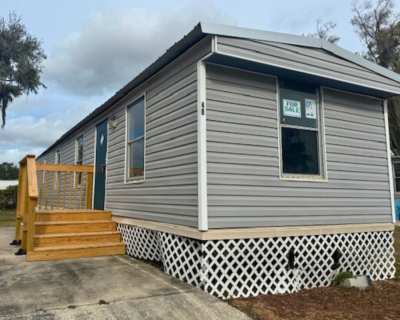 Mobile Home at 1221 N Valrico Rd, Lot 40 Valrico, FL 33594