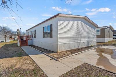 Mobile Home at 5136 Ben Day Murrin Rd, #854 Fort Worth, TX 76126