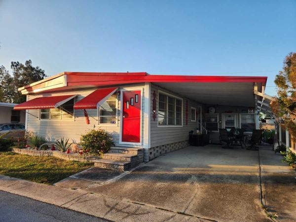 Photo 1 of 2 of home located at 16416 Us Hwy 19 N Lot 1709 Clearwater, FL 33764