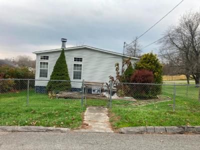 Mobile Home at 319 Allen Ave Beckley, WV 25801