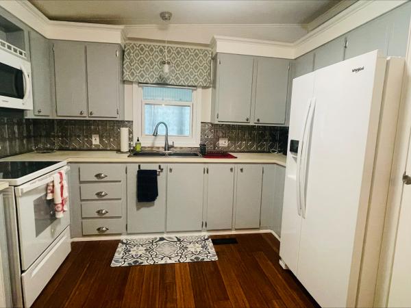 1982 DEVO 21680038 Mobile Home