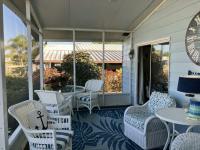 1986 HS Barrington Manufactured Home