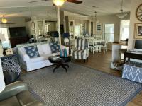 1986 HS Barrington Manufactured Home