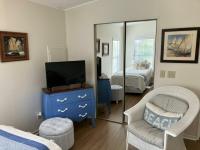 1986 HS Barrington Manufactured Home