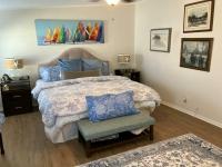 1986 HS Barrington Manufactured Home