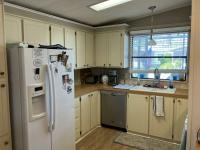 1986 HS Barrington Manufactured Home