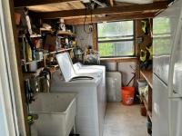 1986 HS Barrington Manufactured Home