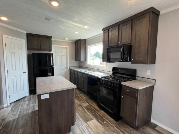 2023 Clayton Rutledge 265 25RGR28684AH23  Home